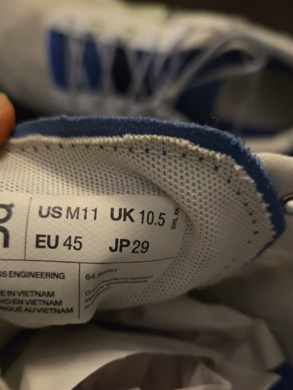 On Cloud Cloudtec Helion White Blue Running Shoe Men Sz 11 Clean Good Condition - Picture 10 of 12